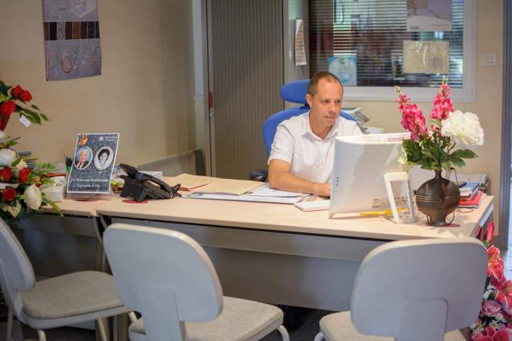 Anticipation des obsèques grâce à un contrat personnalisé